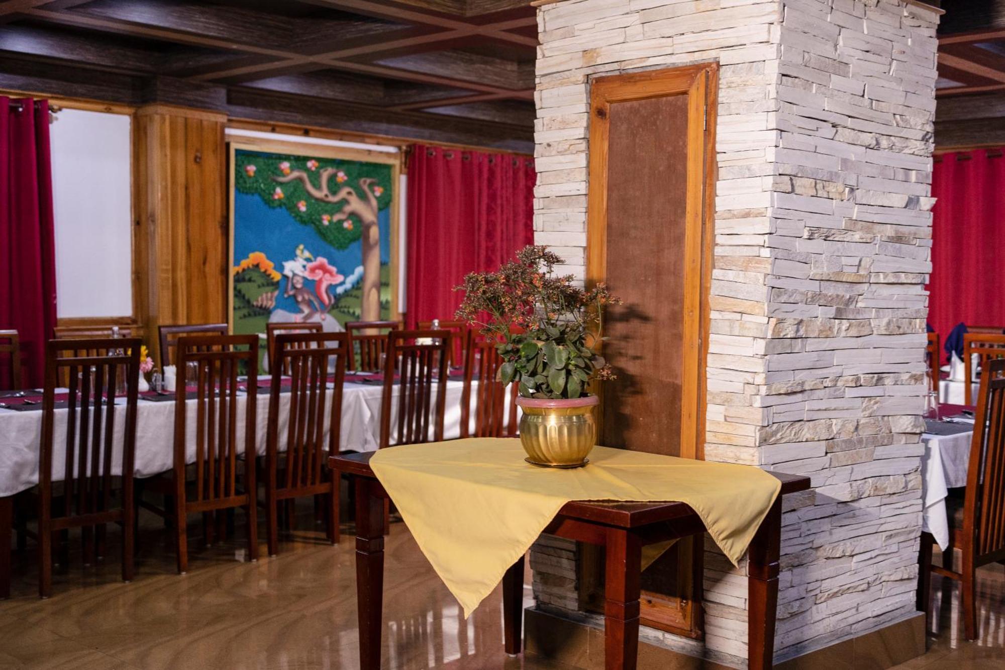 Buddha Retreat Ravangla Bagian luar foto