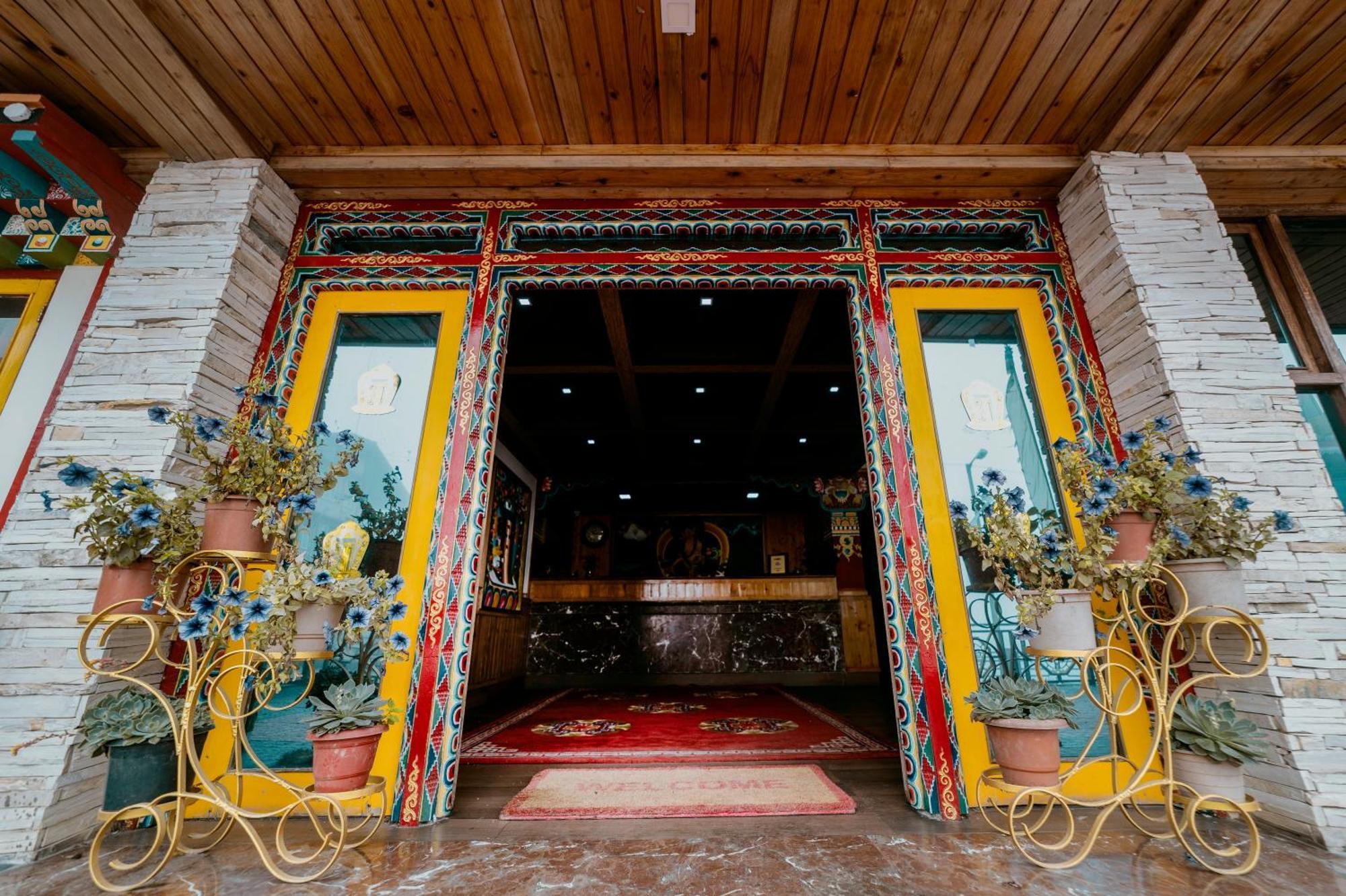 Buddha Retreat Ravangla Bagian luar foto
